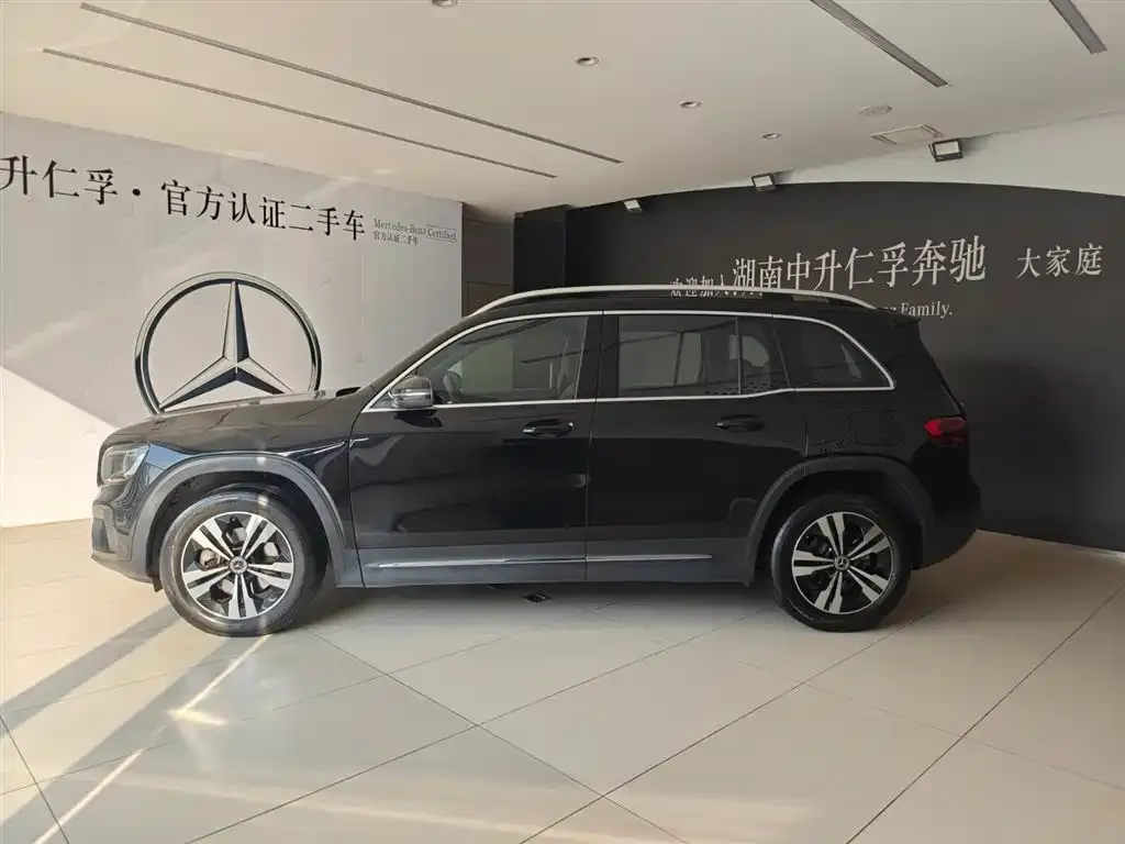 Mercedes-Benz GLB 2023 из CN, фото 2