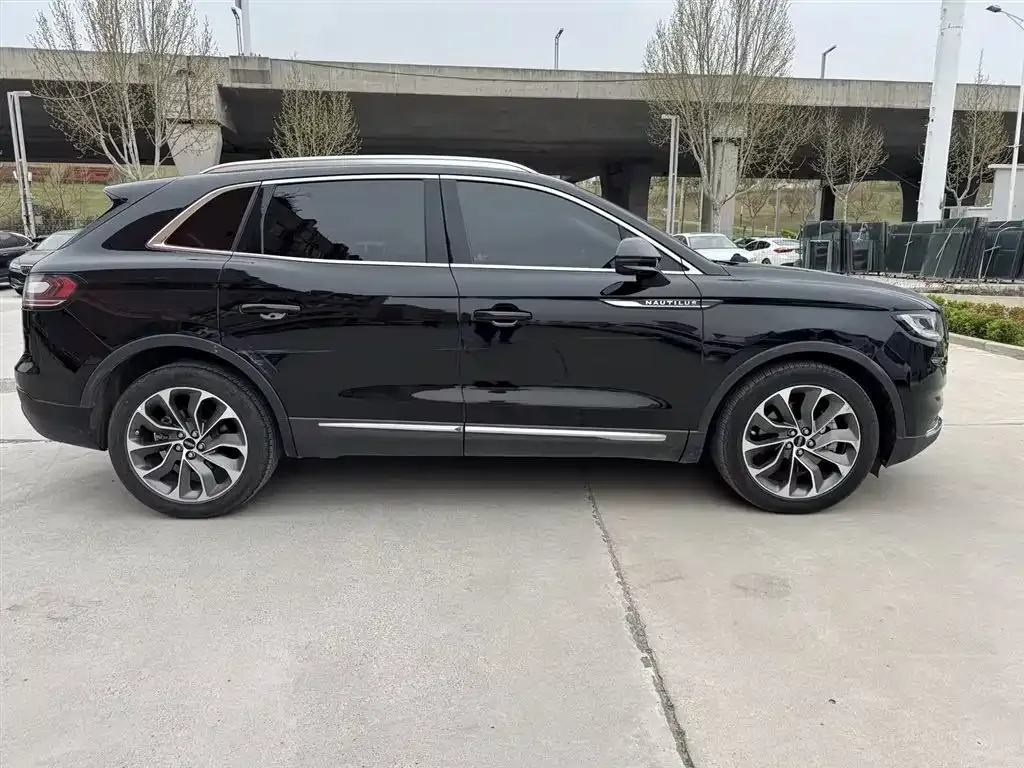 Lincoln Nautilus 2021 из CN, фото 6