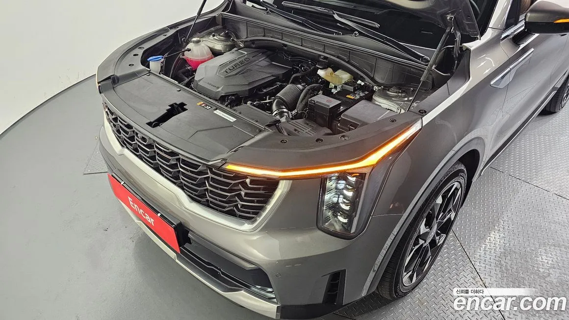 Kia Sorento — фото 10