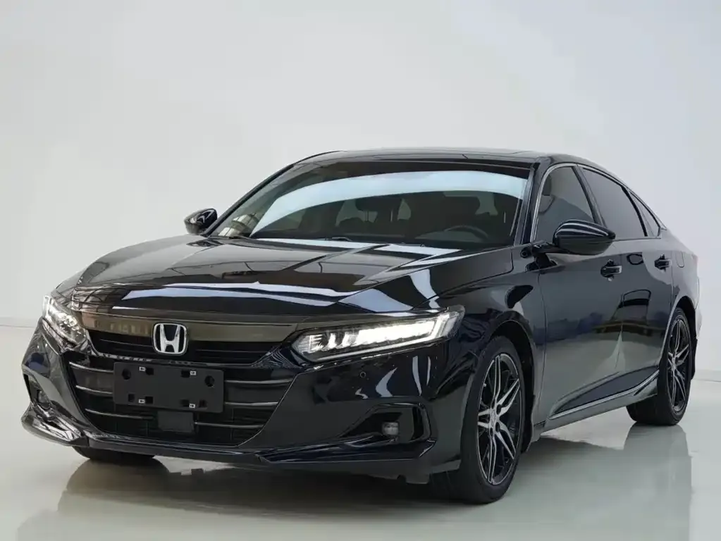 Honda Accord — фото 1