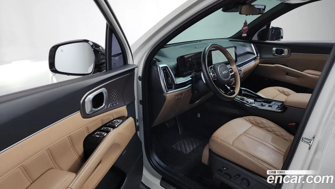 Kia Sorento — фото 7