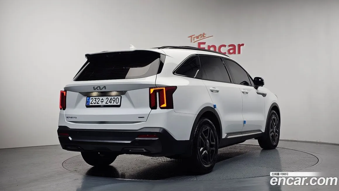 Kia Sorento — фото 8