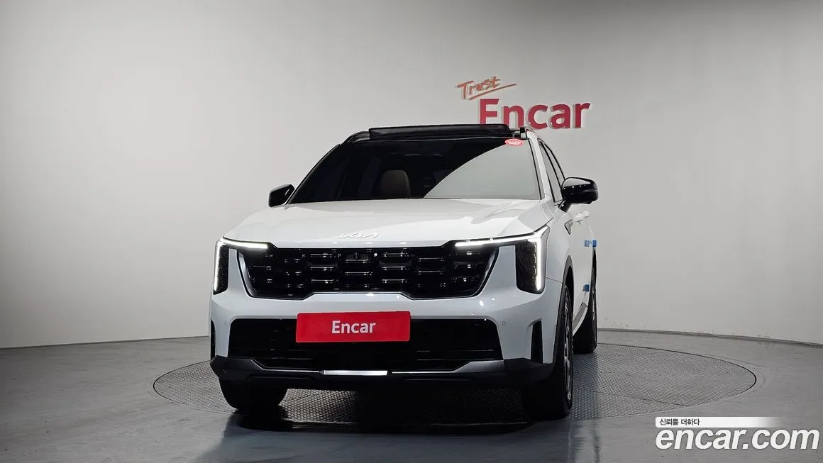 Kia Sorento — фото 9