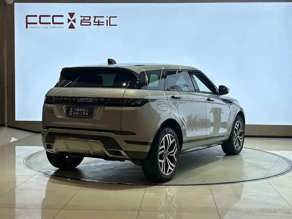 Land Rover Evoque — фото 10