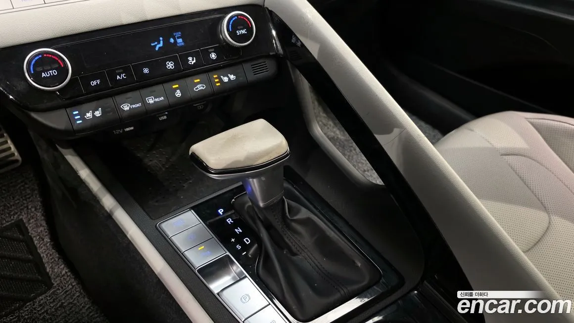 Hyundai AVANTE 2021 из KR, фото 2