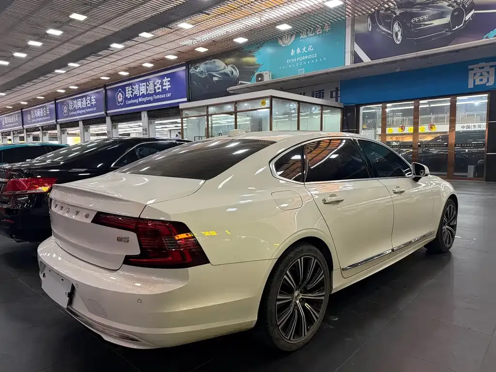 Volvo S90 2021 из CN, фото 6