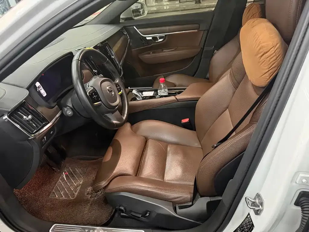 Volvo S90 2021 из CN, фото 10