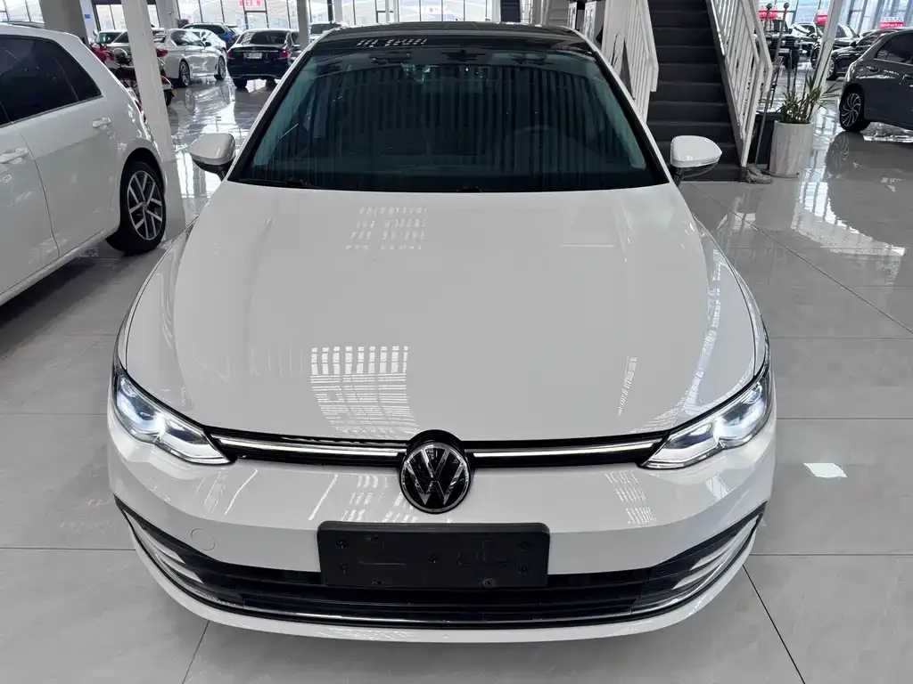 Volkswagen Golf 2022 из CN, фото 9