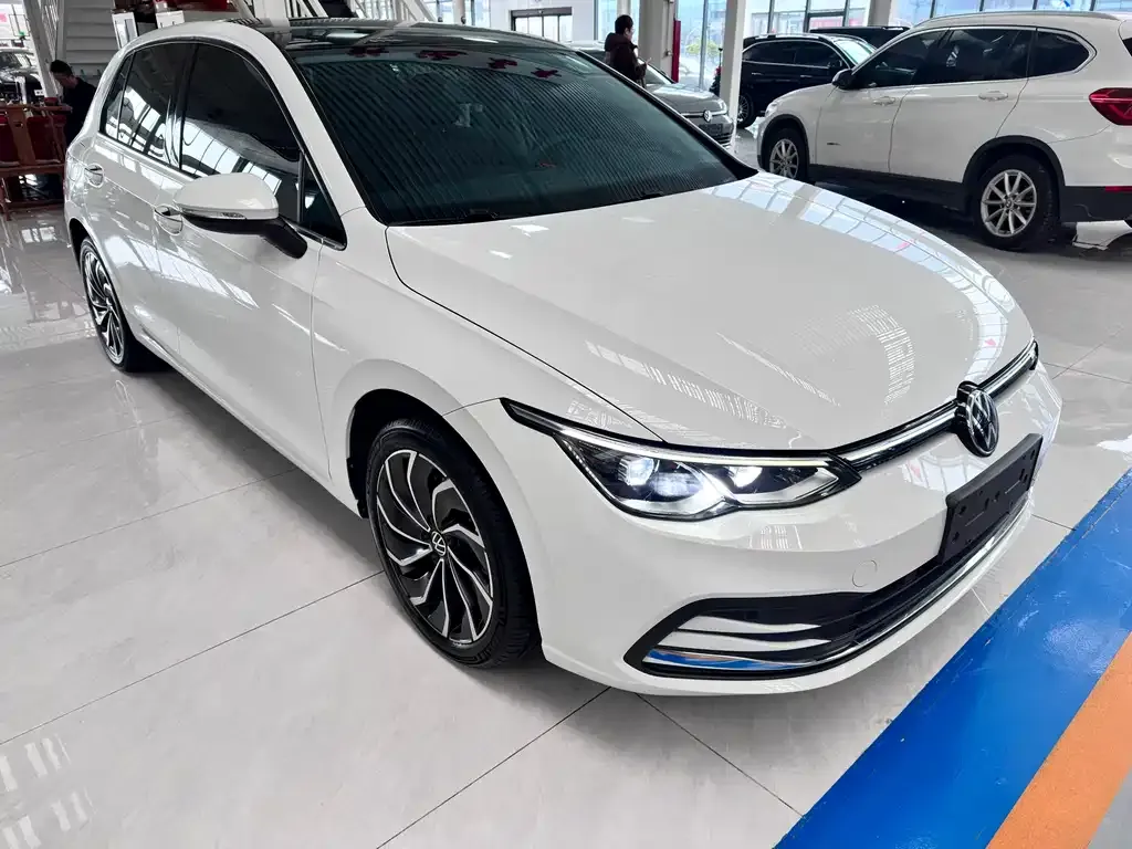 Volkswagen Golf 2022 из CN, фото 4
