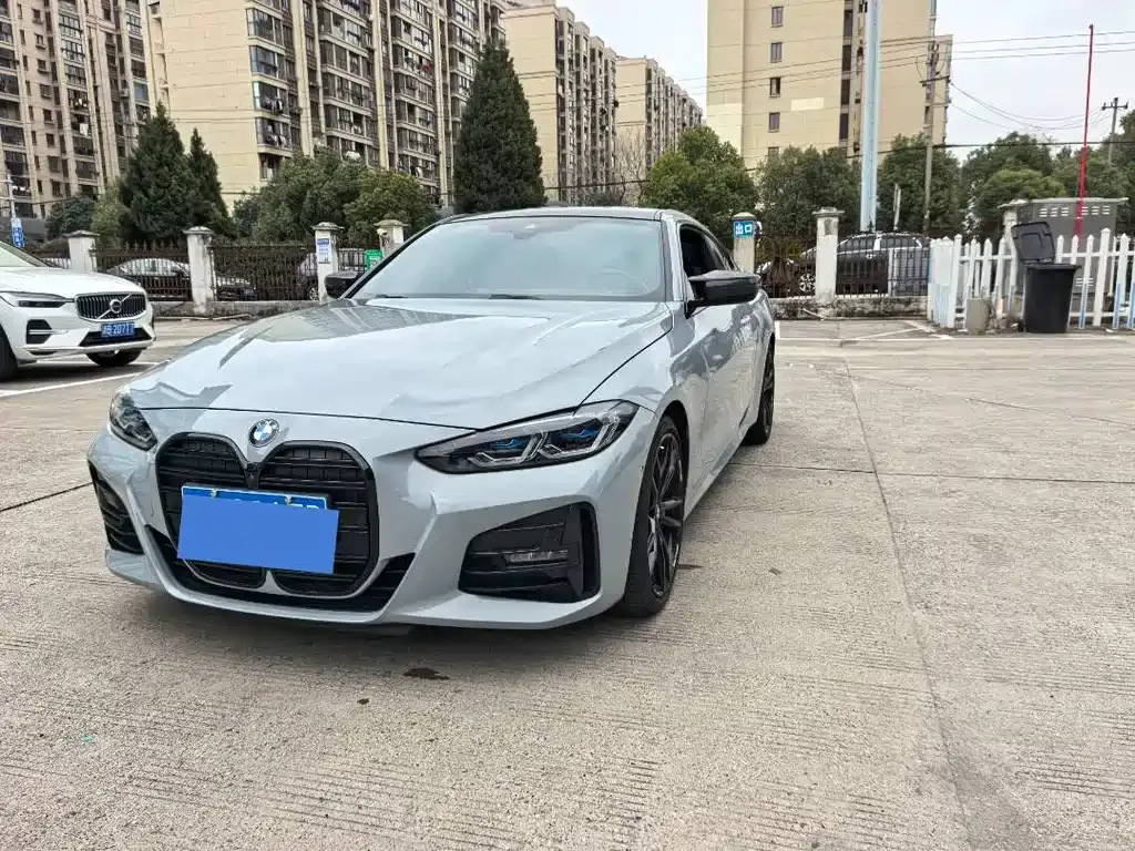 BMW 4 Series 2023 из CN, фото 1