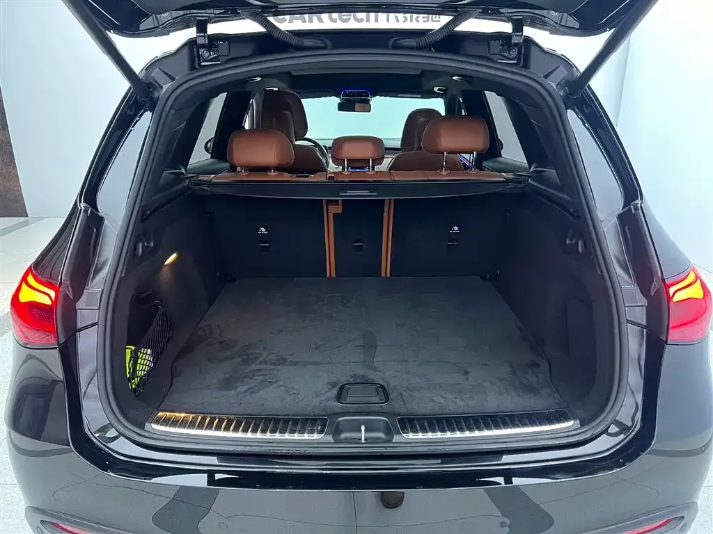 Mercedes-Benz GLC 2023 из CN, фото 7