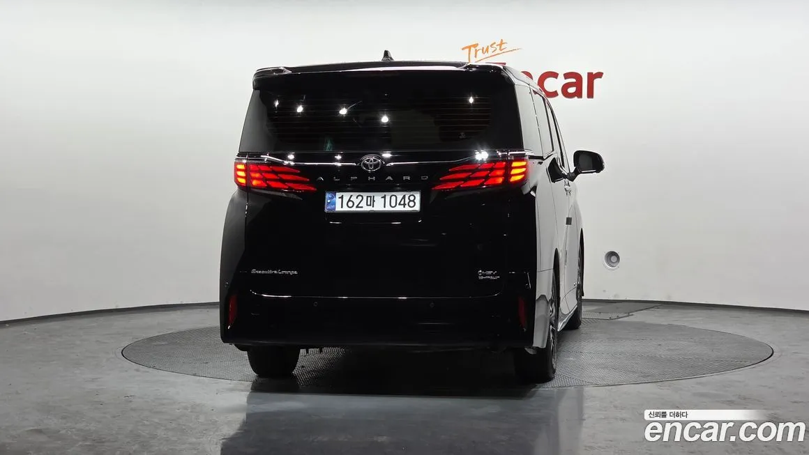 Toyota Alphard — фото 7
