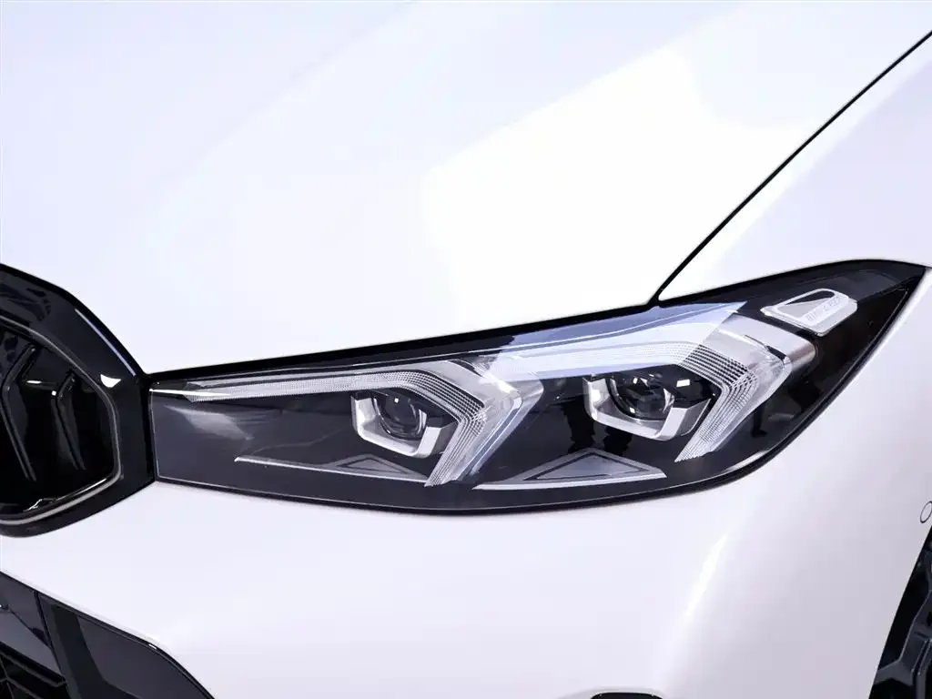 BMW 3 Series 2025 из CN, фото 2