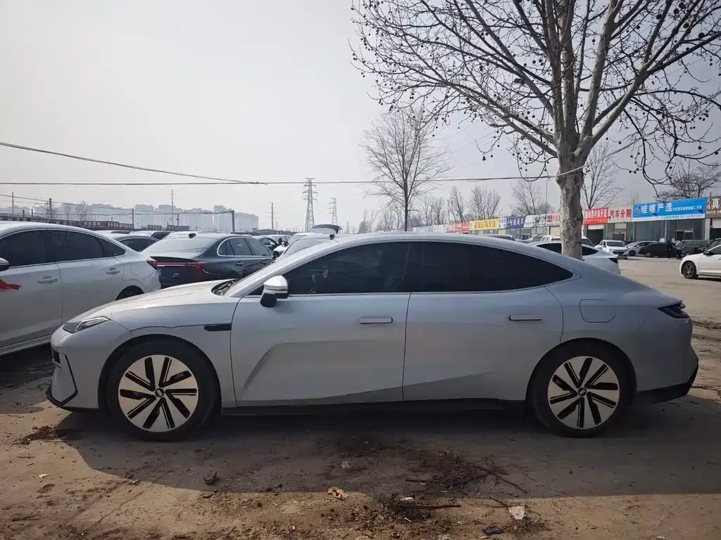 Geely Galaxy E8 2024 из CN, фото 8