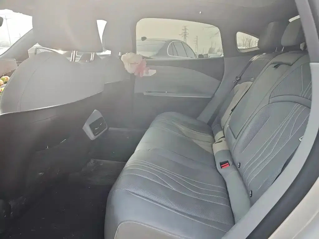 Geely Galaxy E8 2024 из CN, фото 2