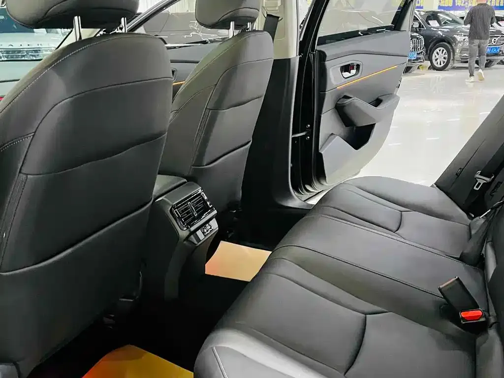 Honda Accord 2024 из CN, фото 2