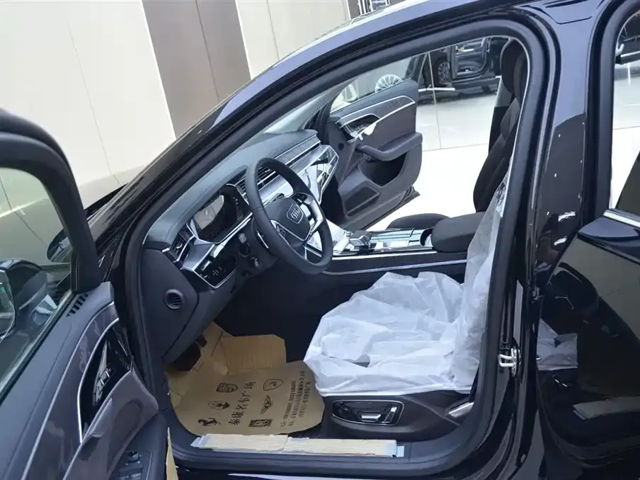 Audi A8 2025 из CN, фото 4