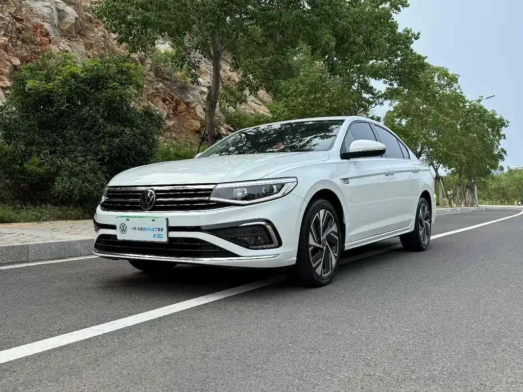 Volkswagen Bora 2023 из CN, фото 1