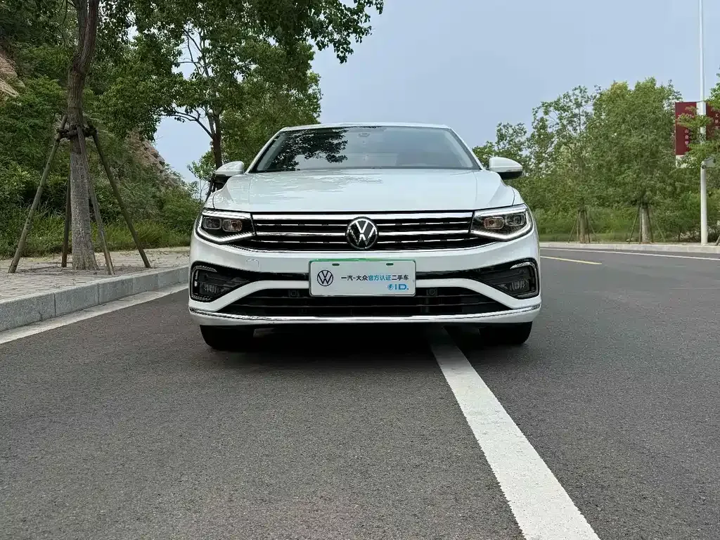 Volkswagen Bora 2023 из CN, фото 9