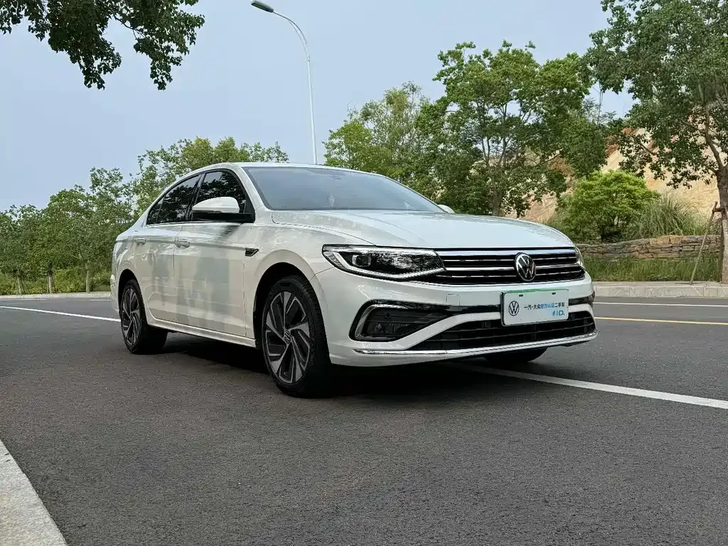 Volkswagen Bora 2023 из CN, фото 5