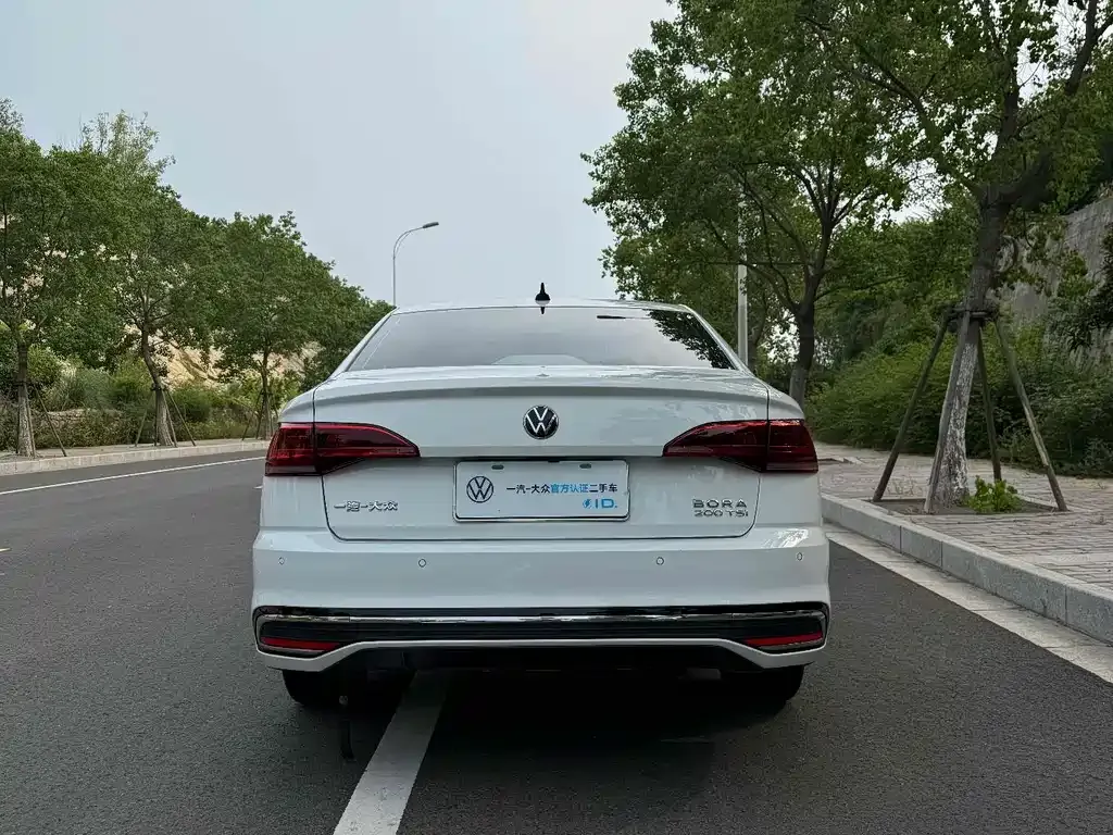 Volkswagen Bora 2023 из CN, фото 7