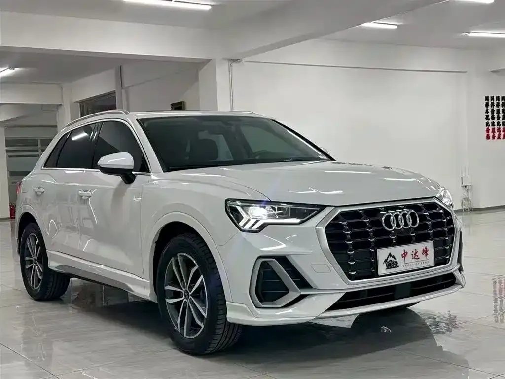 Audi Q3 — фото 10