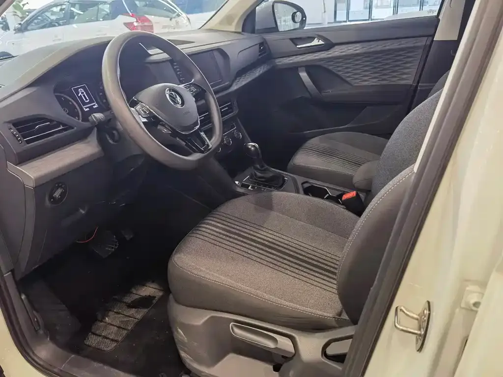 Volkswagen Tharu 2021 из CN, фото 4
