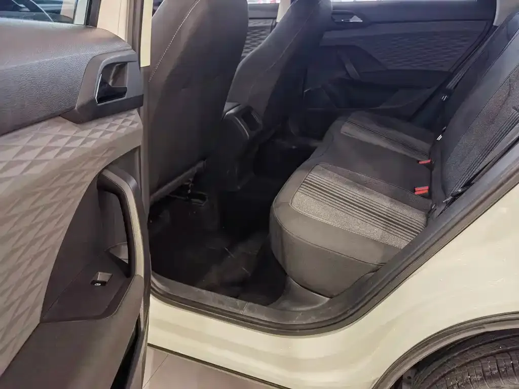 Volkswagen Tharu 2021 из CN, фото 3