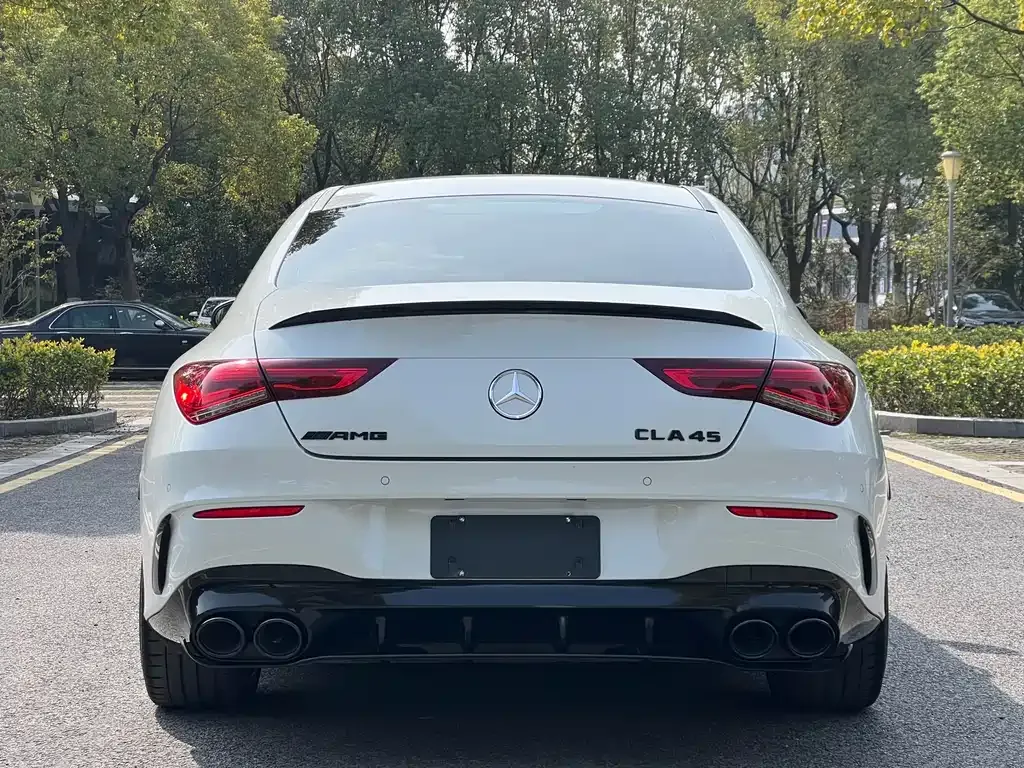Mercedes-Benz CLA AMG — фото 10