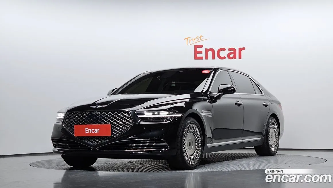 Genesis G90