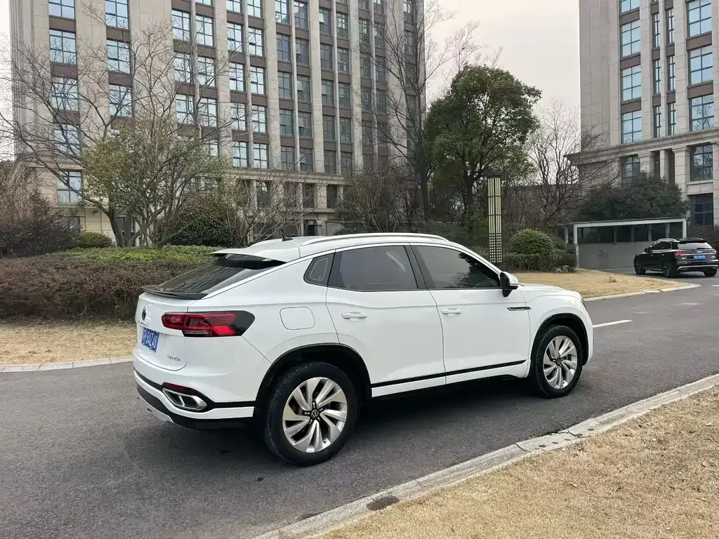 Volkswagen Tayron X 2022 из CN, фото 8
