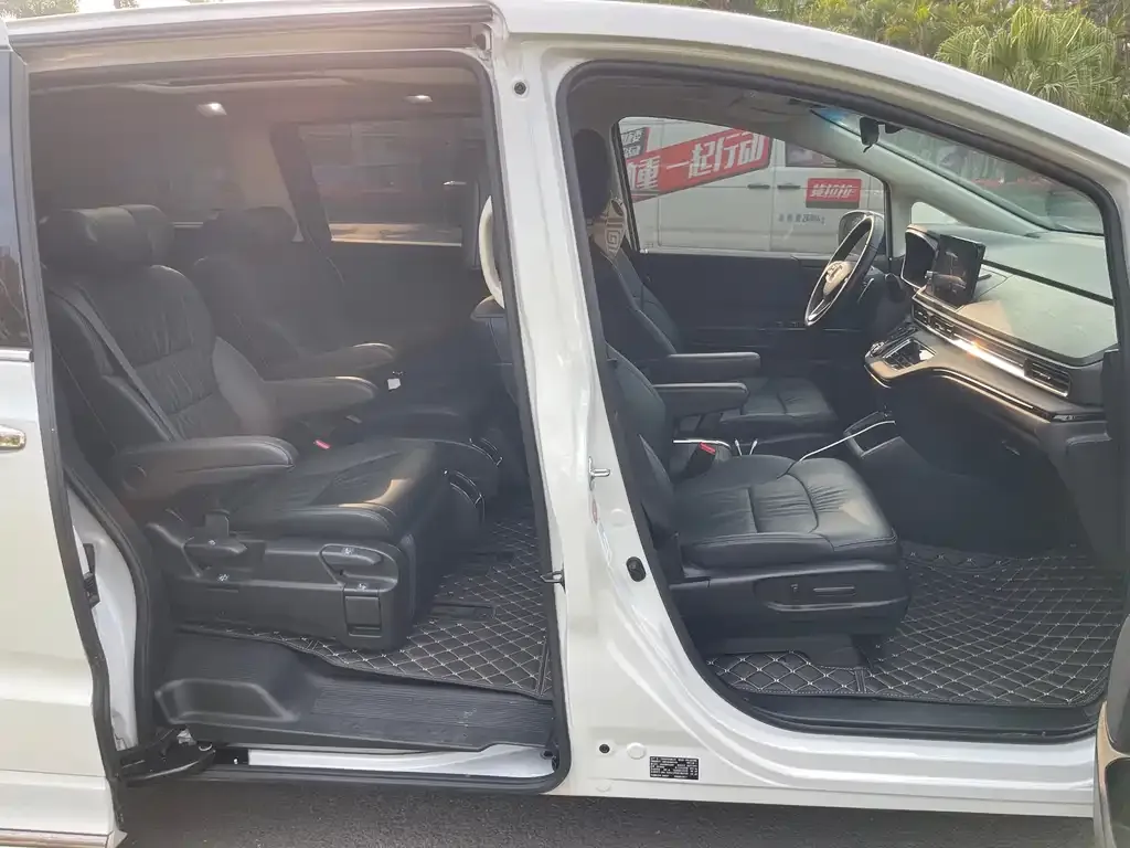 Honda Odyssey 2023 из CN, фото 7
