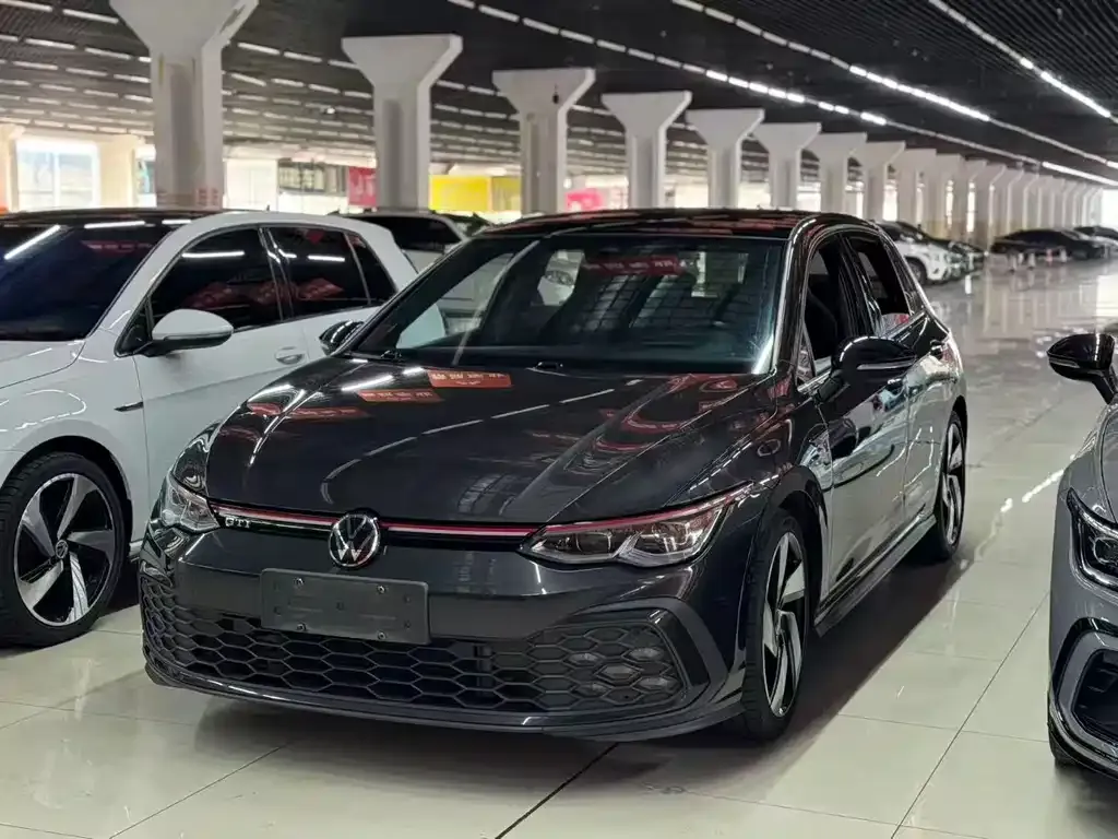 Volkswagen Golf GTI 2023 из CN, фото 1