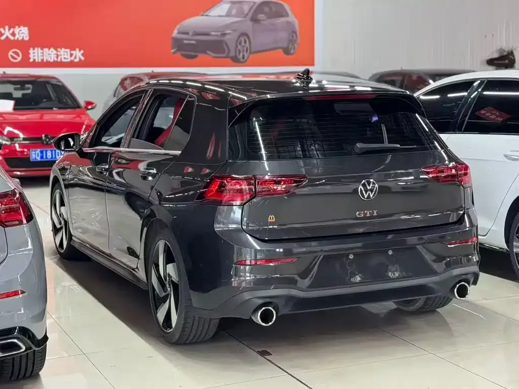 Volkswagen Golf GTI 2023 из CN, фото 8