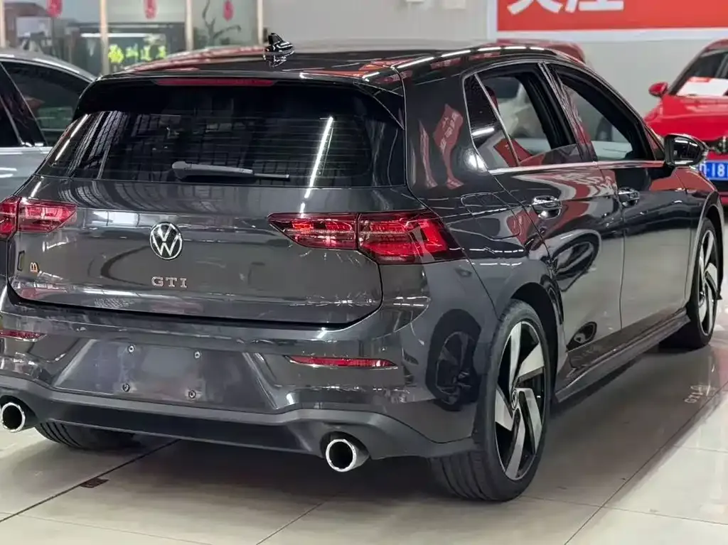 Volkswagen Golf GTI 2023 из CN, фото 7