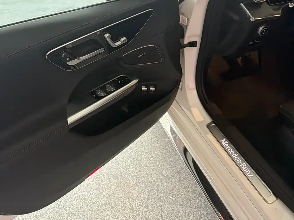 Mercedes-Benz C-Class New Energy 2023 из CN, фото 4