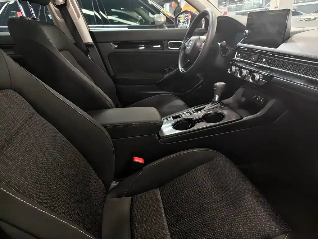 Honda Civic — фото 10