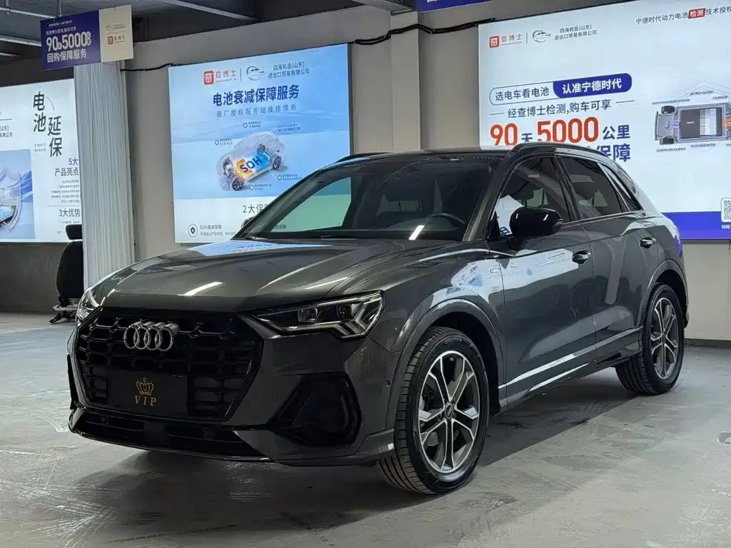Audi Q3 2023 из CN, фото 1