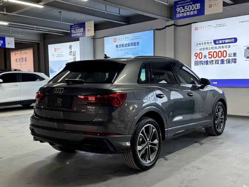 Audi Q3 2023 из CN, фото 5