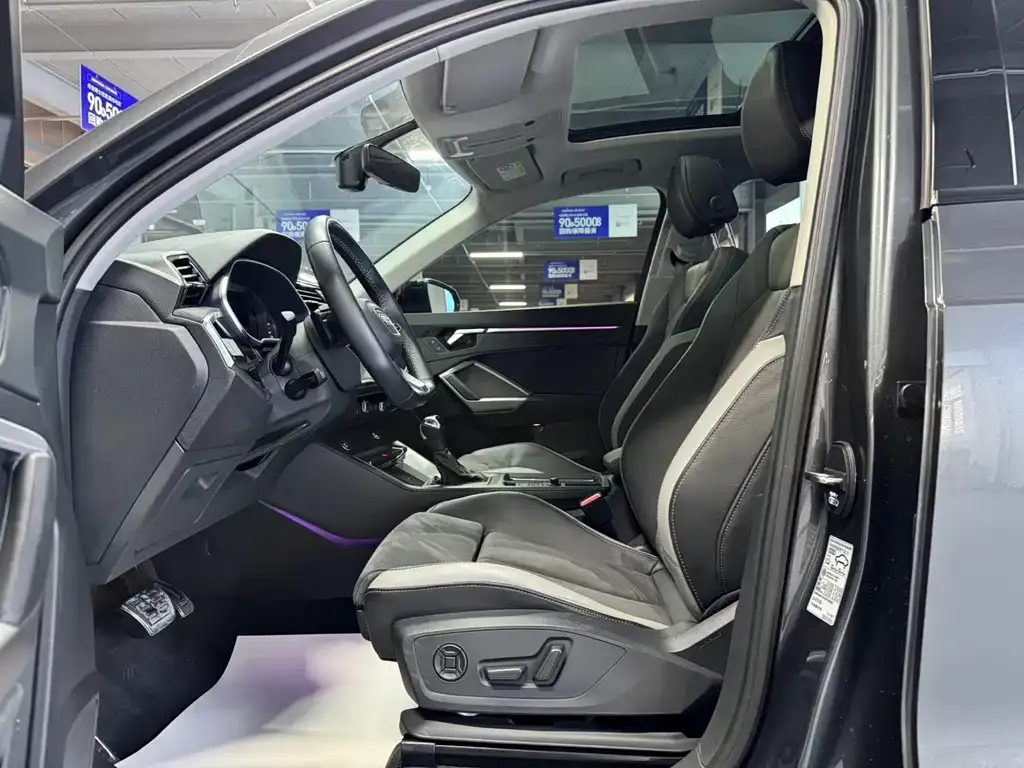 Audi Q3 2023 из CN, фото 9