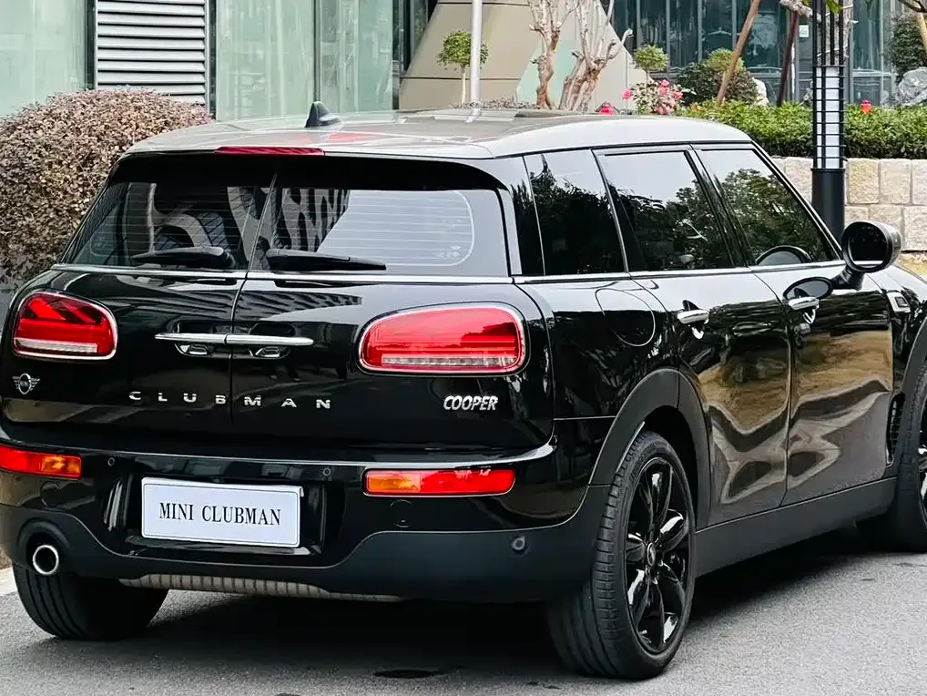 MINI Clubman — фото 5