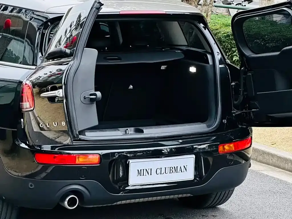MINI Clubman — фото 3