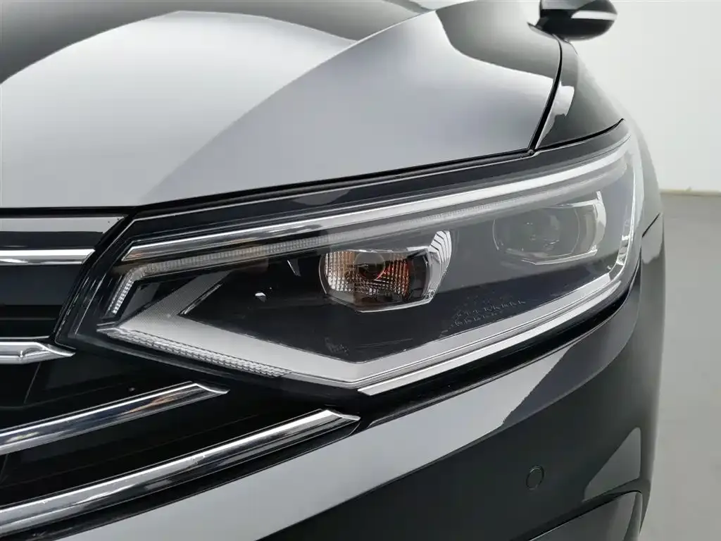 Volkswagen Magotan GTE PHEV 2023 из CN, фото 7