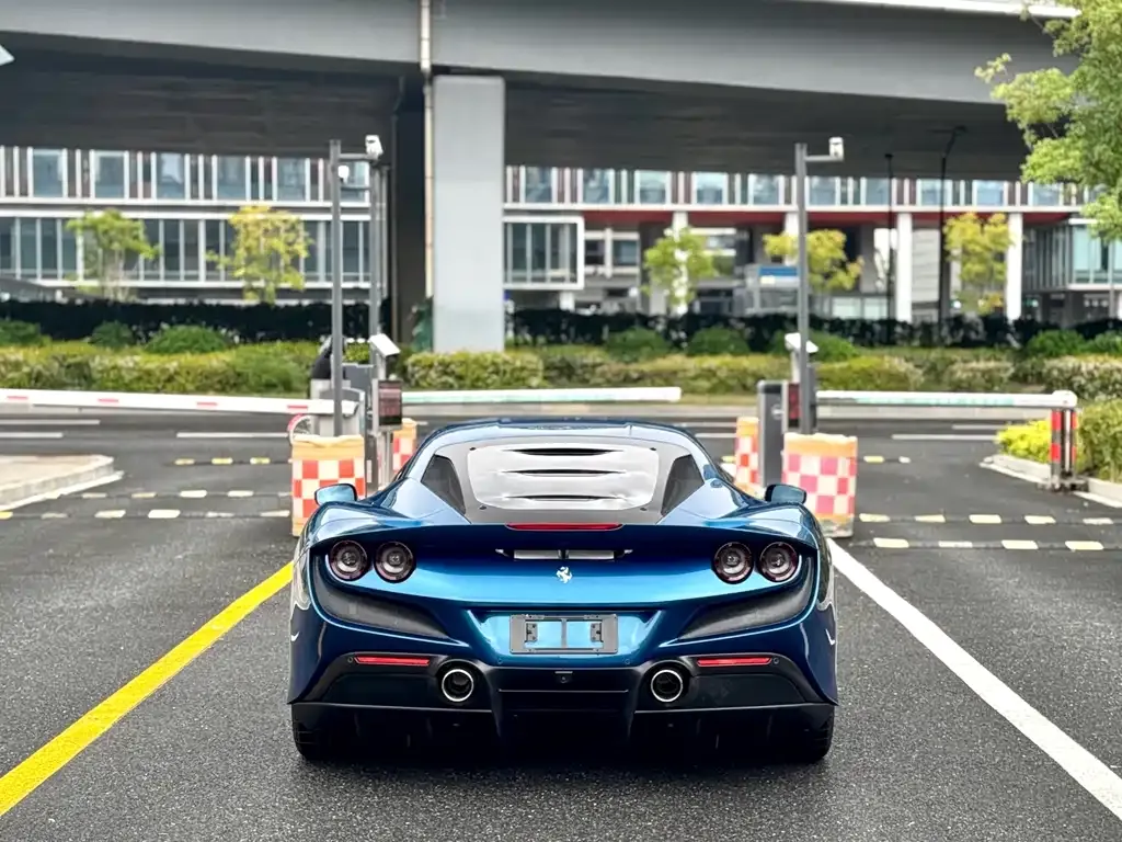 Ferrari F8 2023 из CN, фото 2