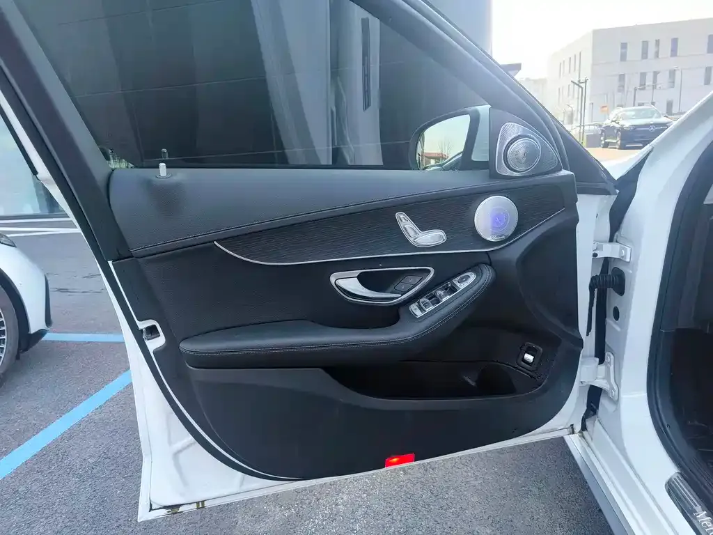 Mercedes-Benz C-Class 2021 из CN, фото 3
