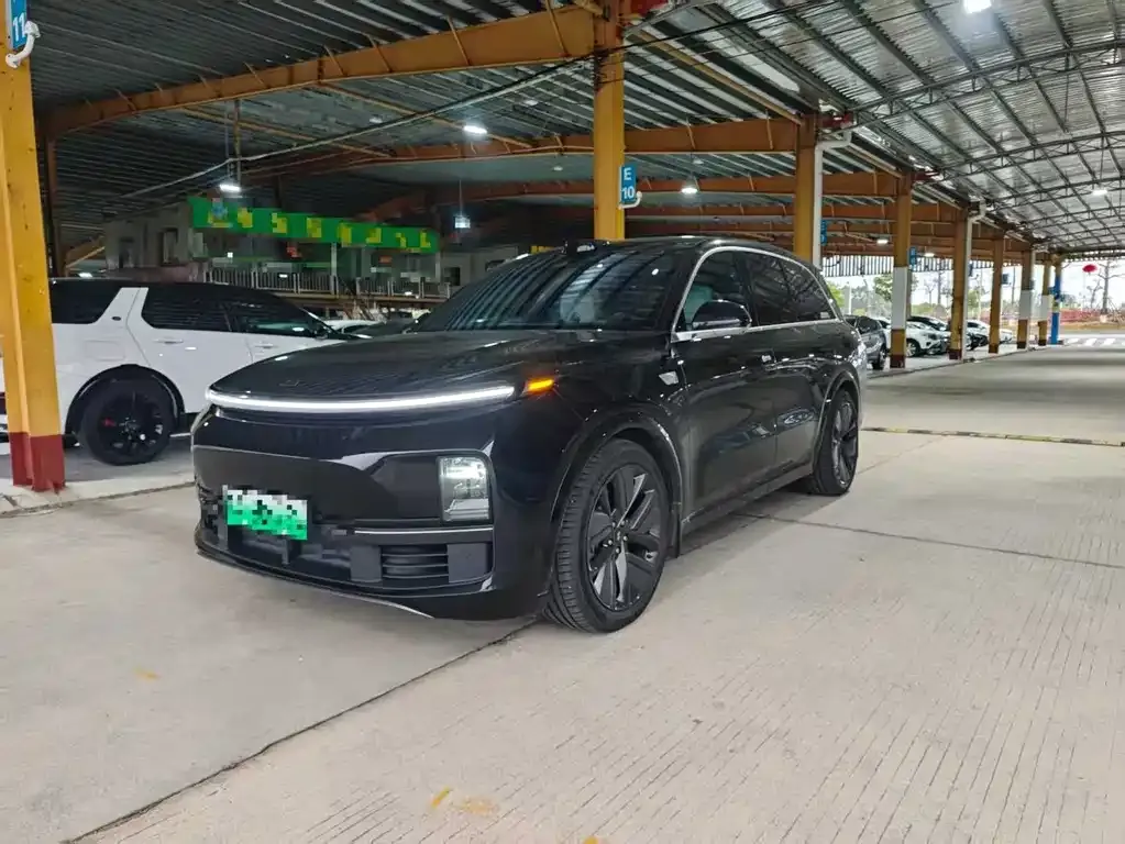 Li Auto L8 2024 из CN, фото 1