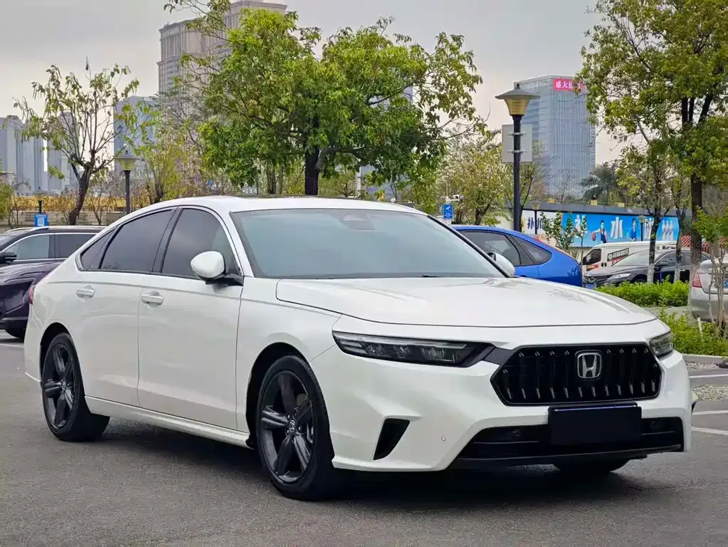 Honda Inspire 2024 из CN, фото 4