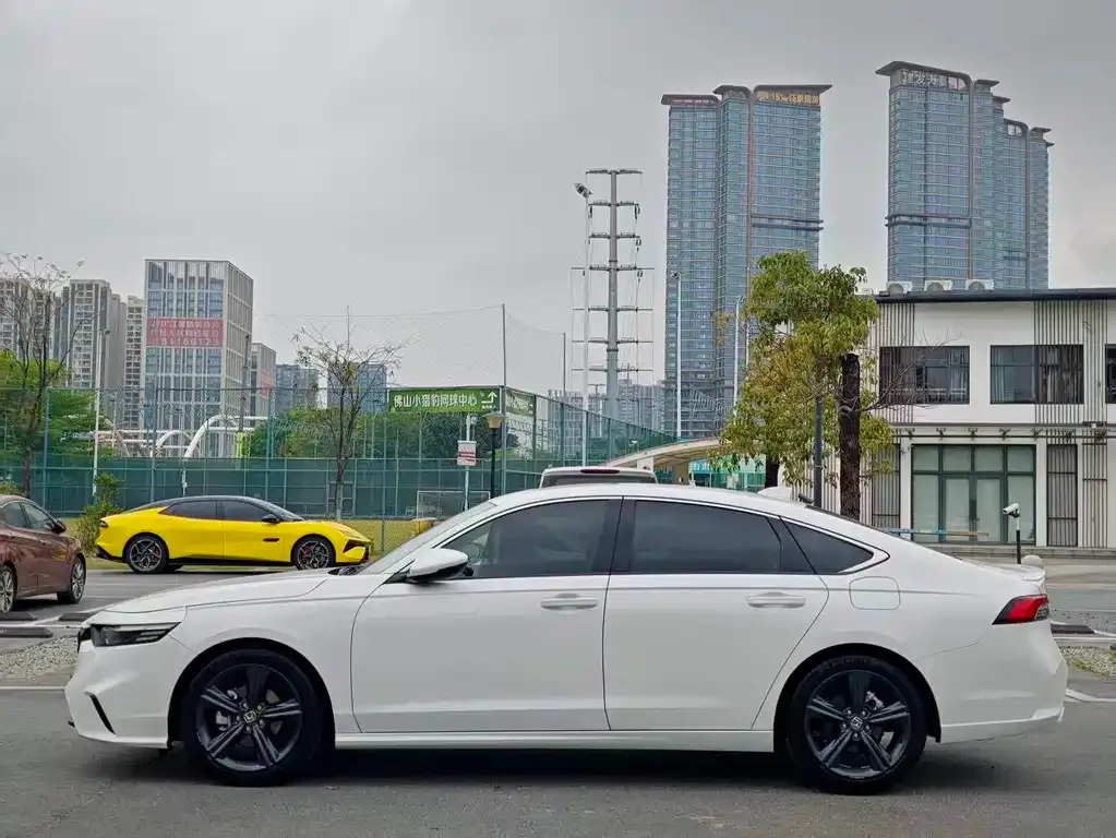 Honda Inspire 2024 из CN, фото 8