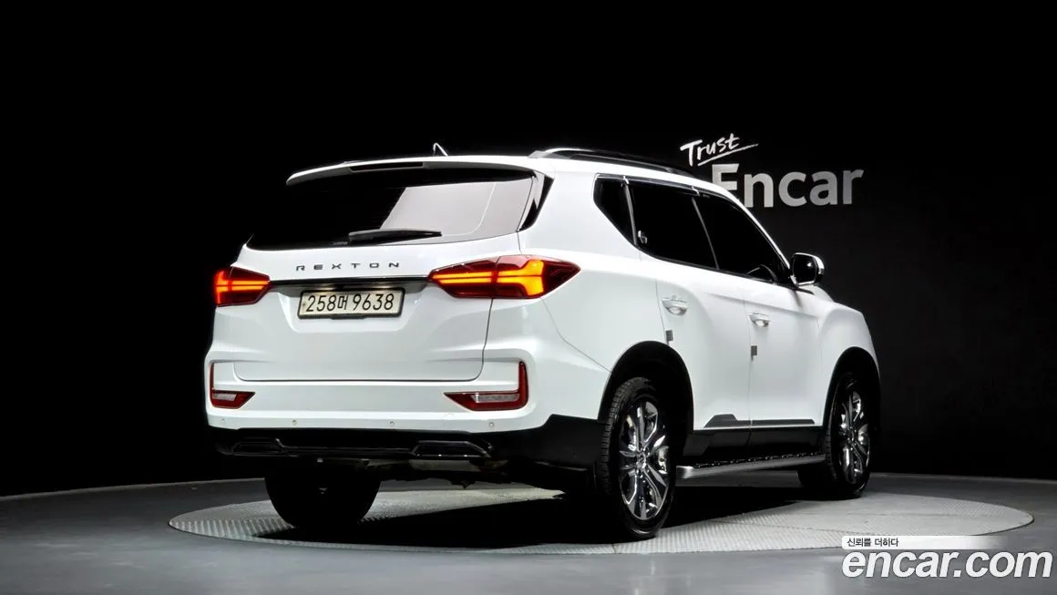 KG Mobility (Ssangyong) Rexton — фото 4