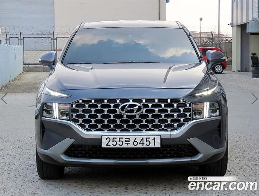 Hyundai Santafe — фото 1